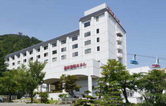 越後湯沢温泉　露天大岩風呂の宿　湯沢東映ホテル